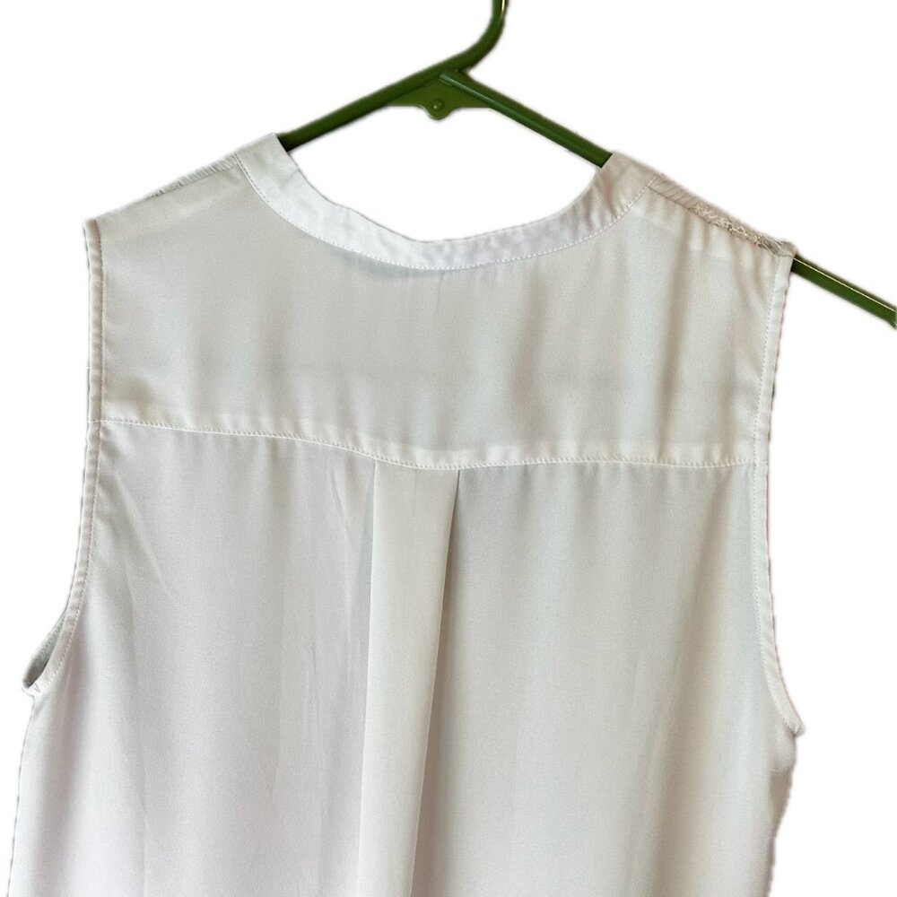 Sleeveless Blouse Womens‎ Cream Pintuck Lace Trim Pleated V-Neck High-Low Top - Picture 5 of 16